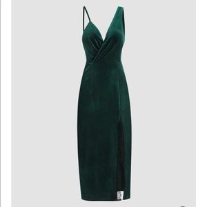 Midi velvet dress